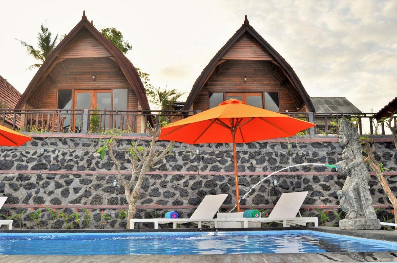 Surya Chandra Beach Bungalow Batununggul Exterior foto