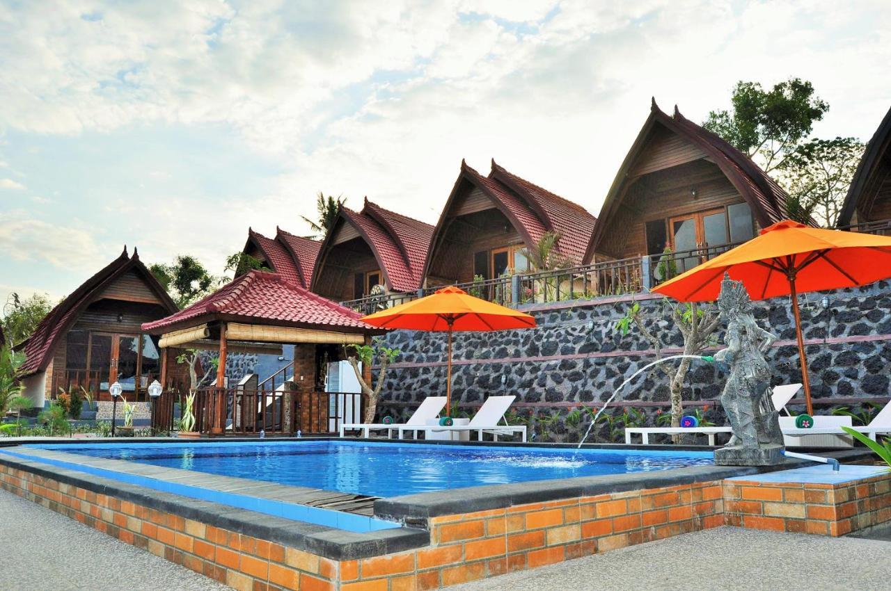 Surya Chandra Beach Bungalow Batununggul Exterior foto