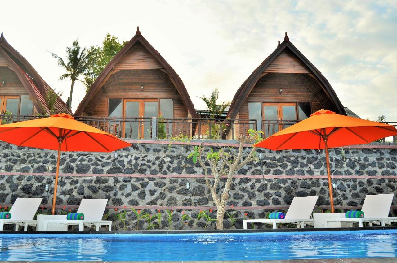 Surya Chandra Beach Bungalow Batununggul Exterior foto